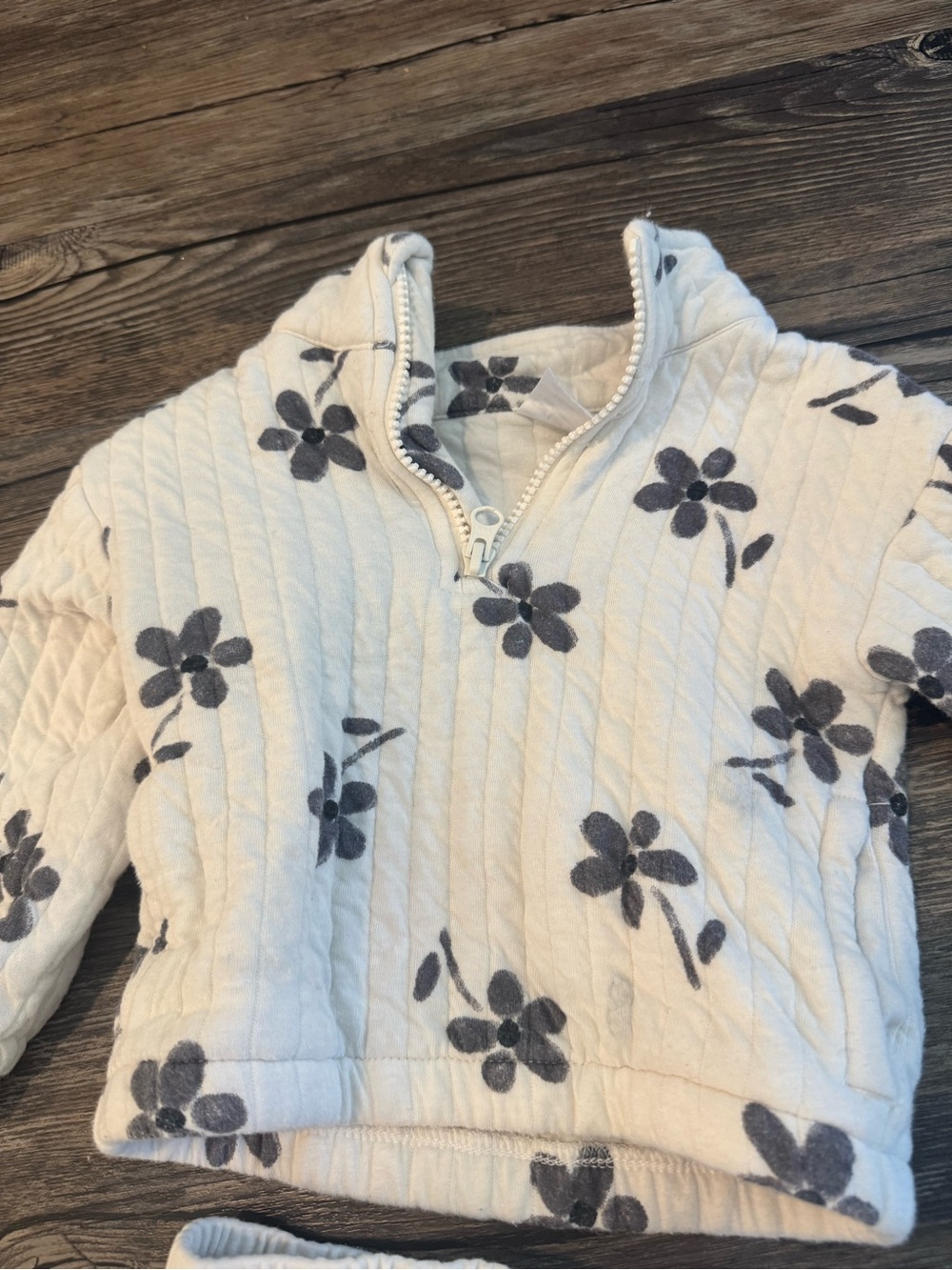Carter's Cream Quilted Sweatshirt Set with Gray Floral Print - Picture 2 of 7